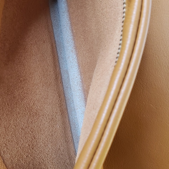 Margolin Vintage Stylish Flap Over Leather Clutch - Picture 8 of 8